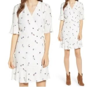 Rails Cream Floral V-Neck Dress with Soft Navy and Blush Accents